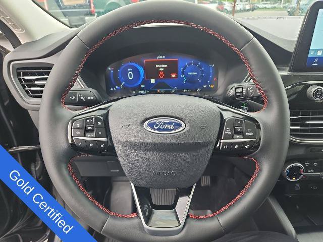 Certified 2022 Ford Escape SEL w/ SEL Stealth AWD Package image 28