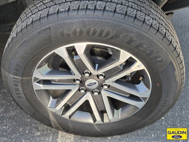 Certified 2023 Ford F150 XL w/ STX Appearance Package RWD image 5