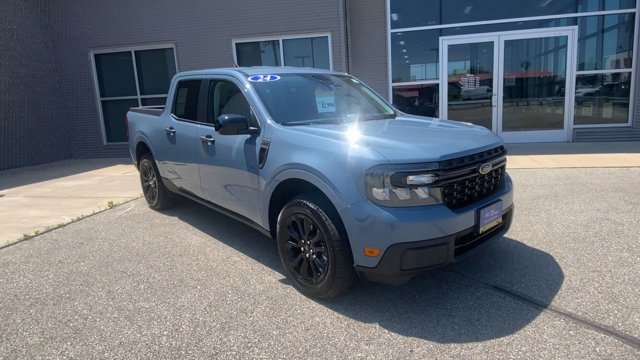 Certified 2024 Ford Maverick XLT w/ XLT Luxury Package AWD/4WD image 4