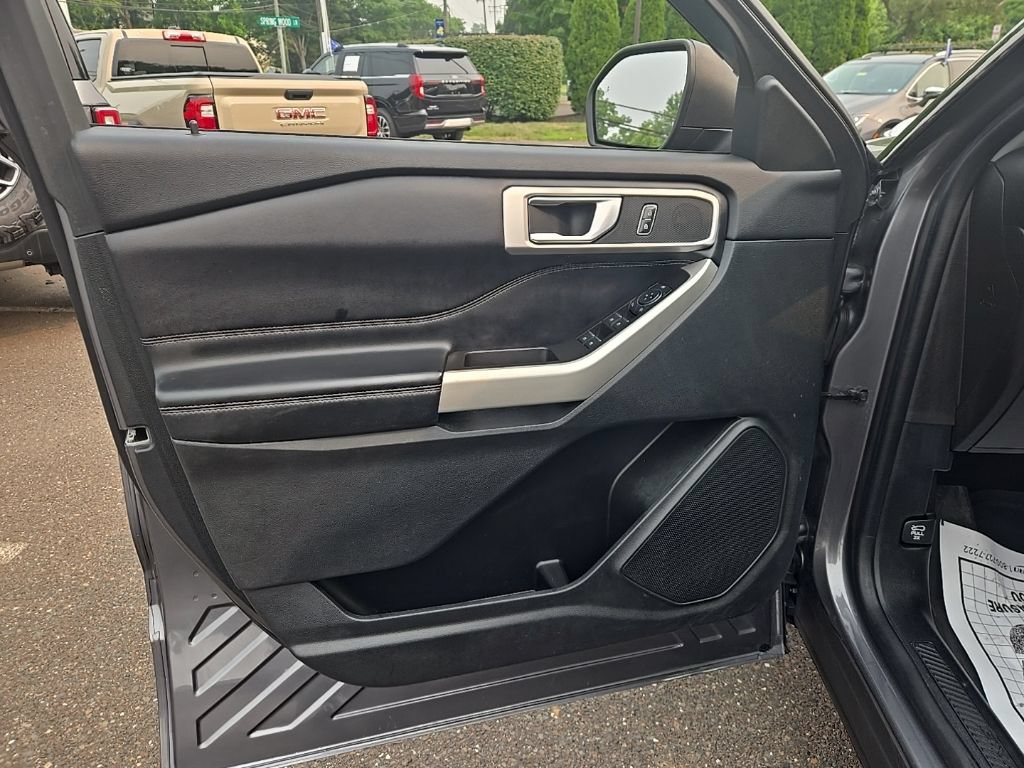 Certified 2021 Ford Explorer XLT AWD/4WD image 10