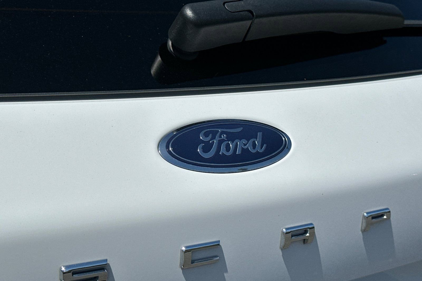 Certified 2022 Ford Escape SE w/ SE Sport Appearance Package FWD image 47