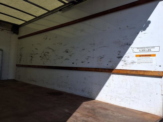 Certified 2022 Ford E-350 and Econoline 350 Super Duty image 26