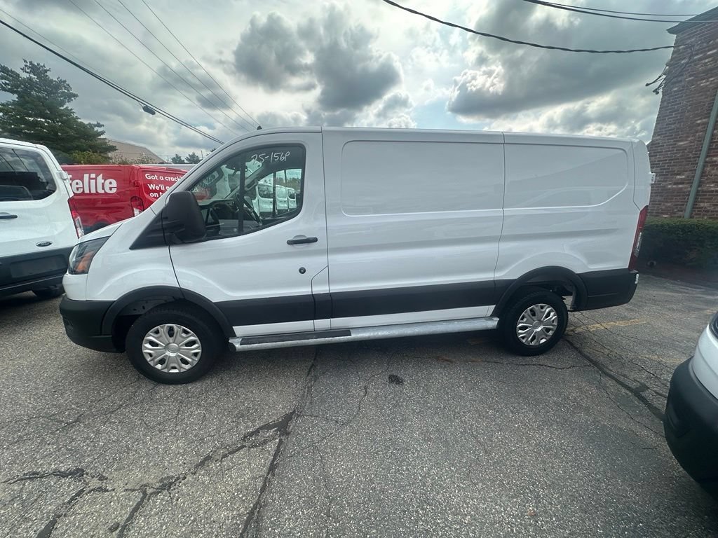 Certified 2025 Ford Transit 250 Low Roof w/ Exterior Upgrade Package RWD image 11