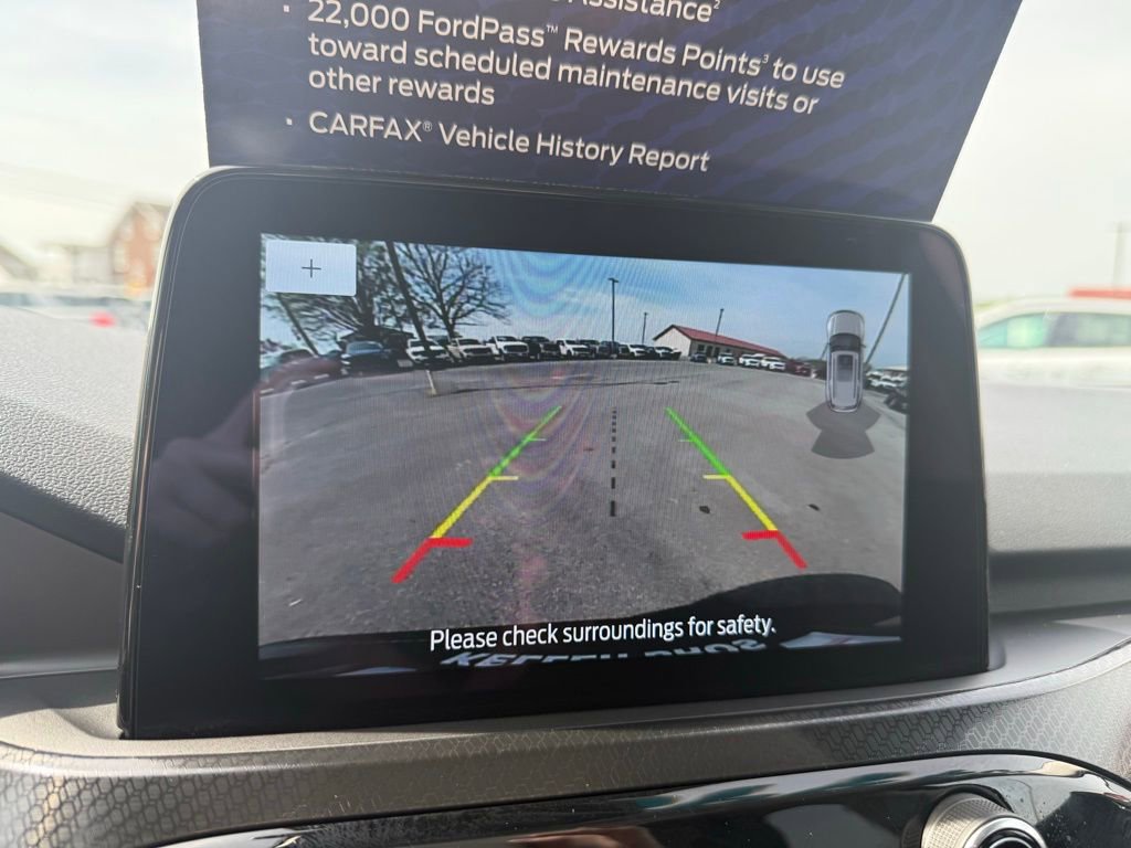 Certified 2022 Ford Escape SEL w/ SEL Stealth AWD Package image 18