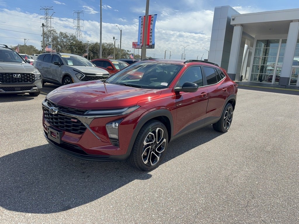 Used 2024 Chevrolet Trax RS w/ Driver Confidence Package image 2