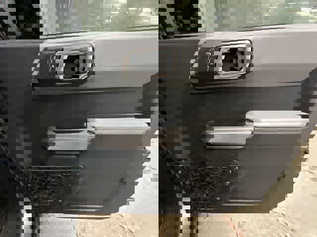 Certified 2022 Ford Bronco Black Diamond image 27