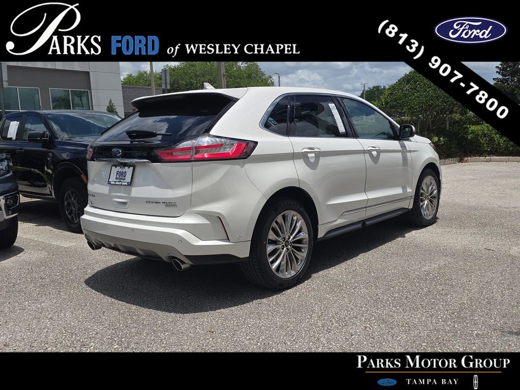 Certified 2020 Ford Edge Titanium w/ Equipment Group 301A FWD image 4