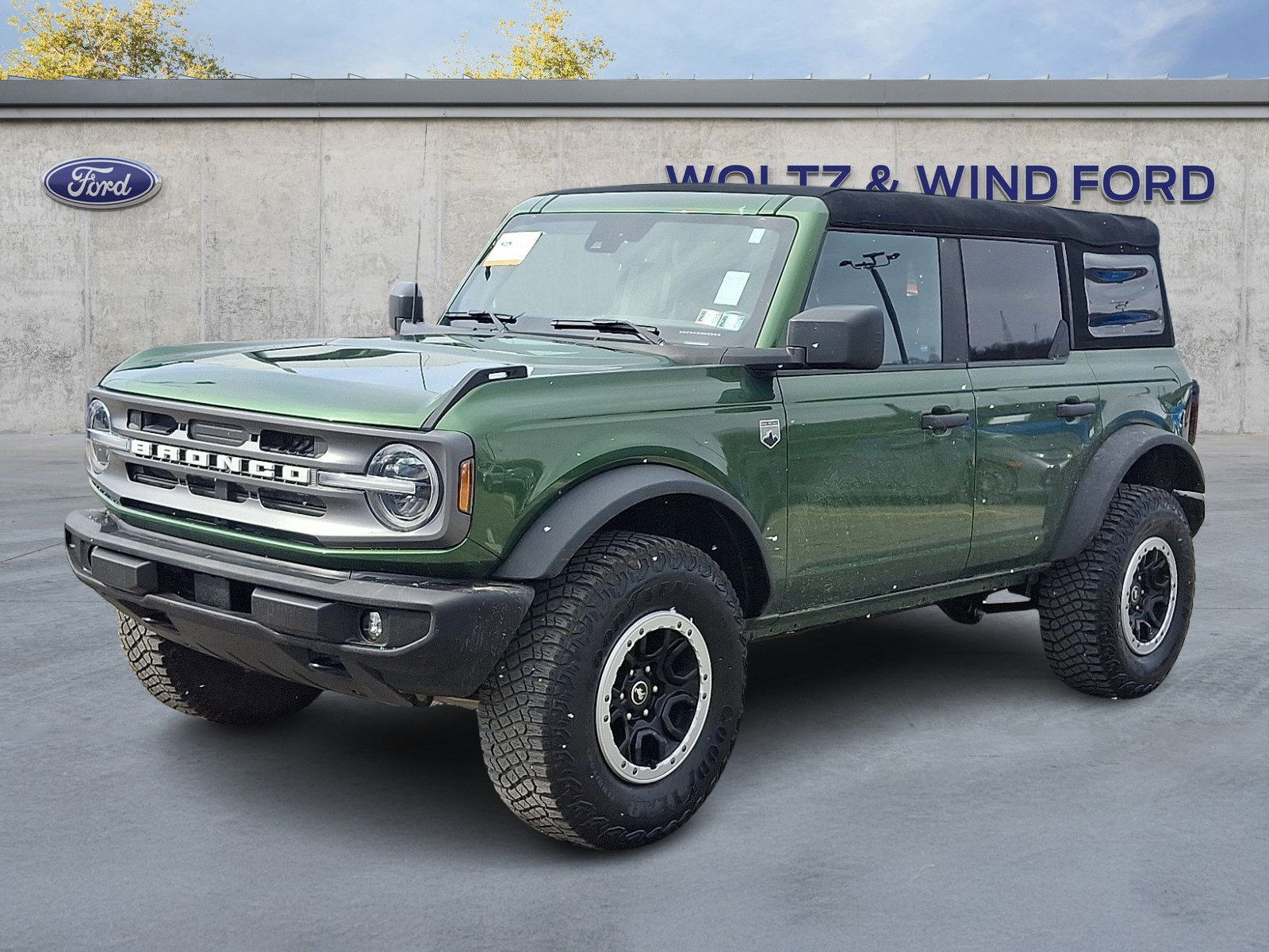Certified 2023 Ford Bronco Big Bend w/ Sasquatch Package image 6