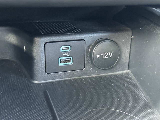Certified 2023 Ford Escape Active AWD/4WD image 37