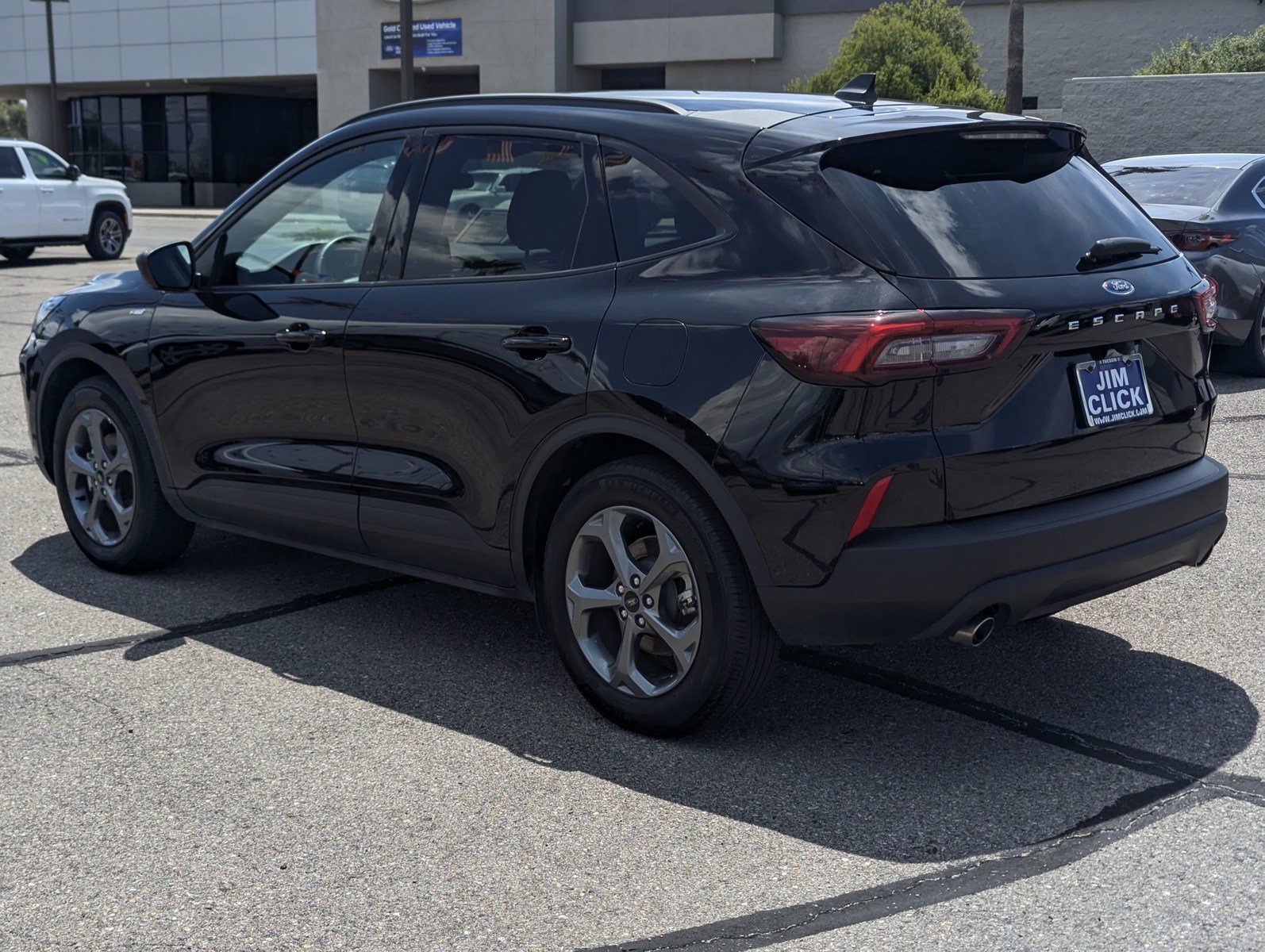 Certified 2025 Ford Escape ST-Line FWD image 4