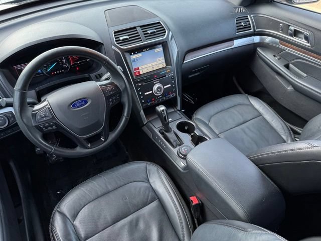 Certified 2017 Ford Explorer Limited AWD/4WD image 11