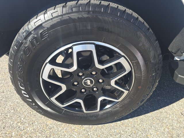 Certified 2023 Ford Bronco Outer Banks AWD/4WD image 9