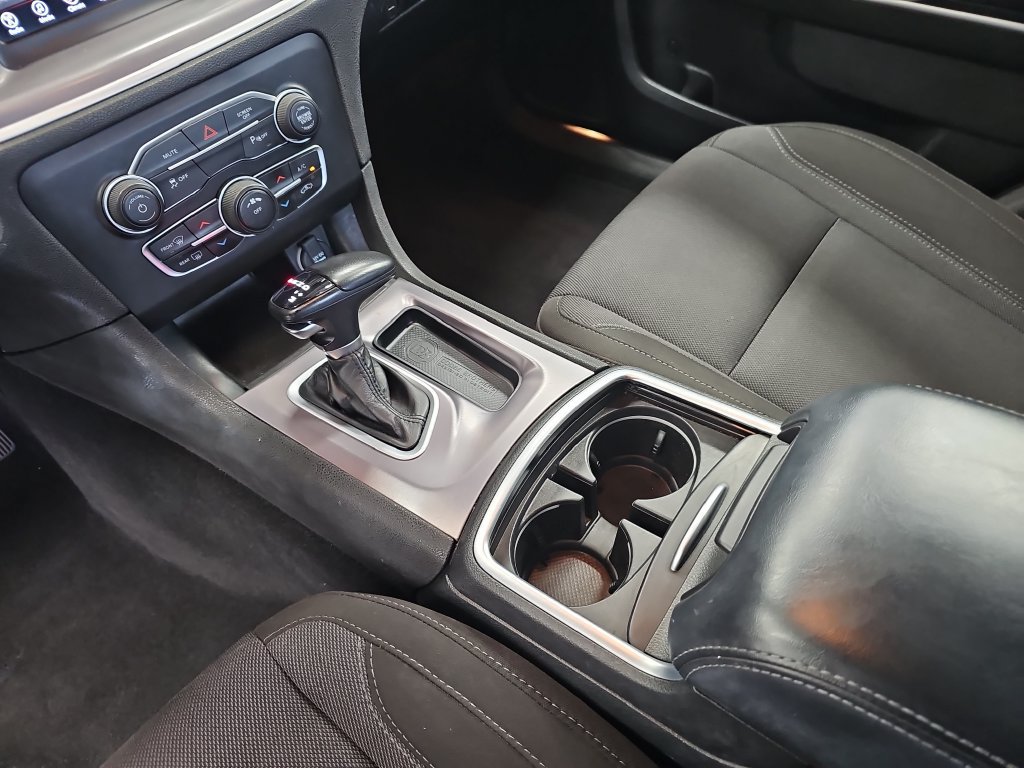 Used 2022 Dodge Charger SXT RWD image 22