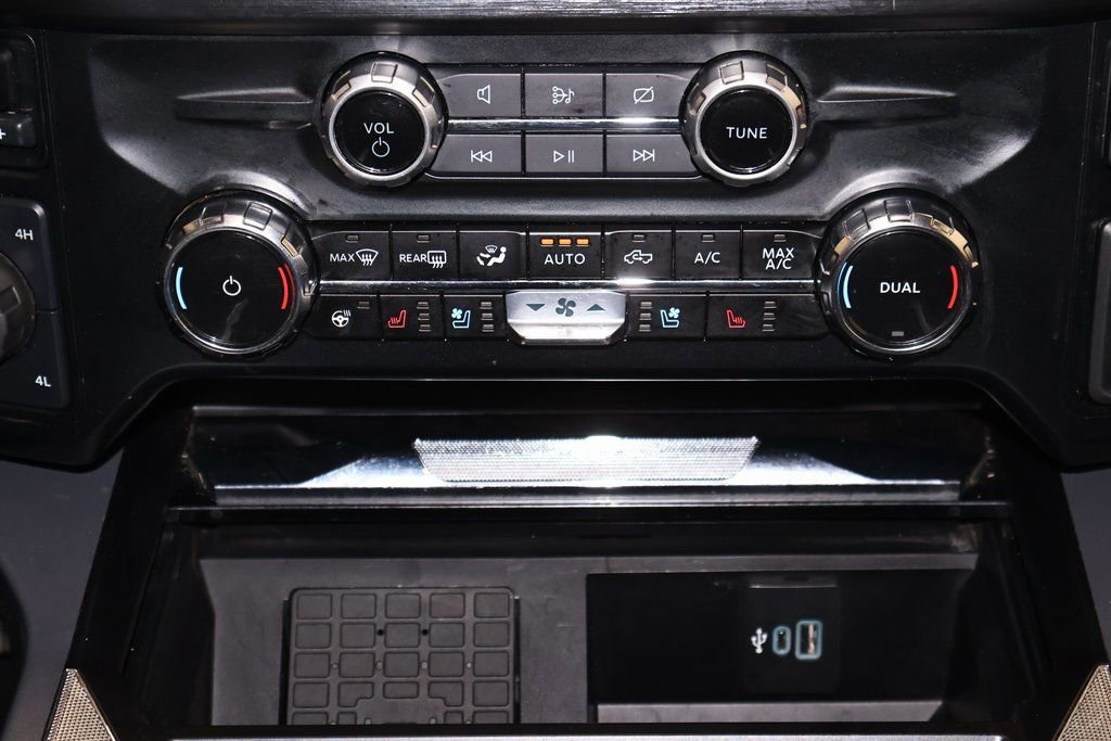 Certified 2024 Ford F350 Lariat w/ Lariat Ultimate Package image 37