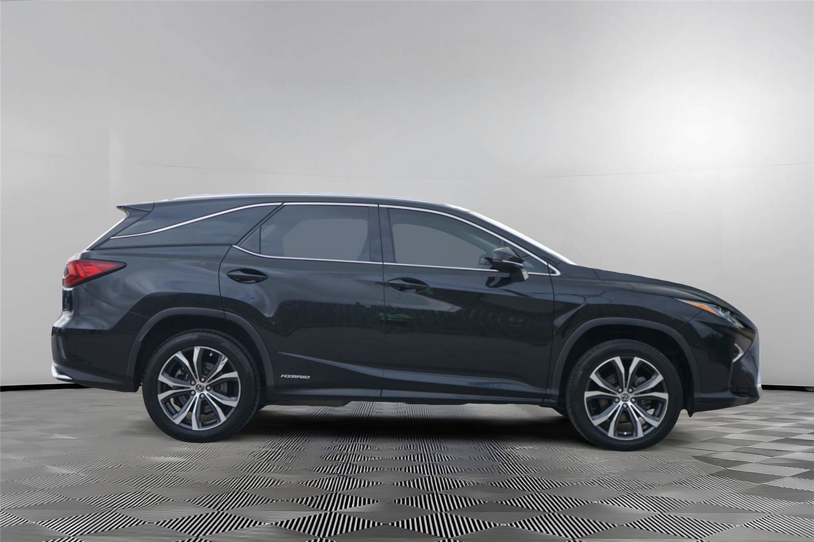 Used 2018 Lexus RX 450hL Premium w/ Premium Package AWD/4WD image 4