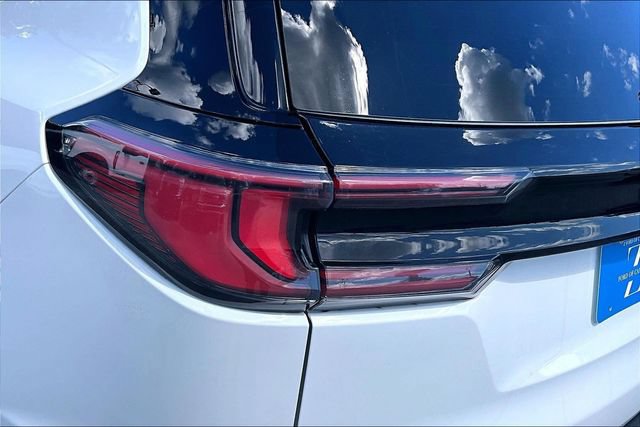 Used 2025 GMC Acadia Elevation w/ LPO, Floor Liner Package FWD image 28