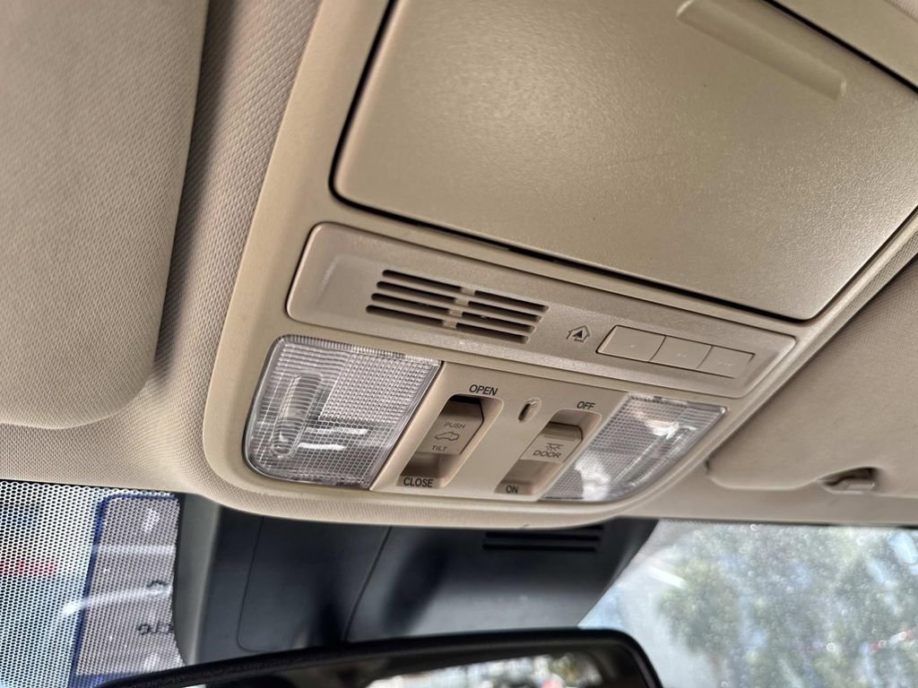 Used 2018 Honda CR-V EX-L image 31
