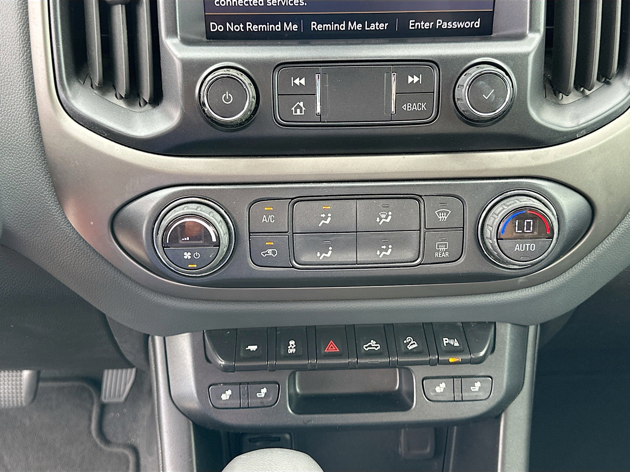 Used 2019 Chevrolet Colorado Z71 image 16