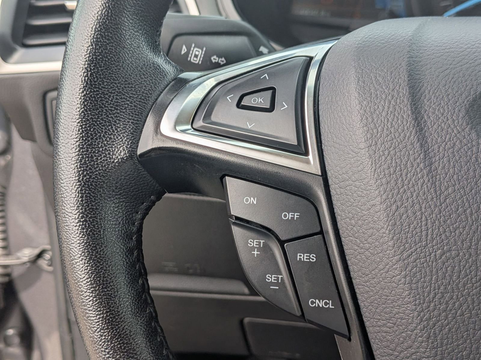 Certified 2024 Ford Edge SEL AWD/4WD image 19