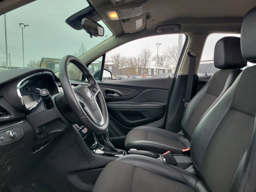 Used 2018 Buick Encore Preferred image 16