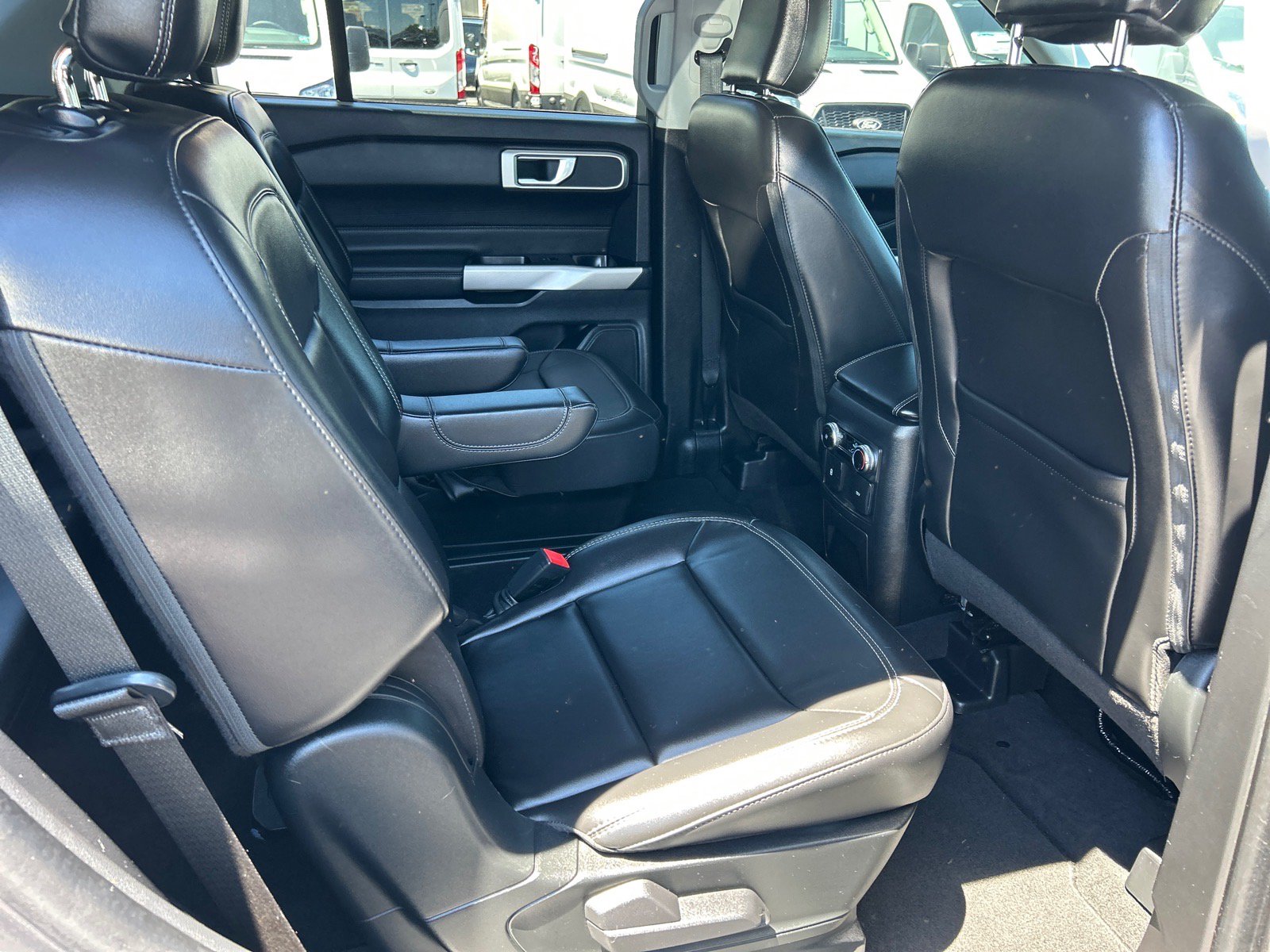 Certified 2023 Ford Explorer XLT w/ Equipment Group 202A AWD/4WD image 21