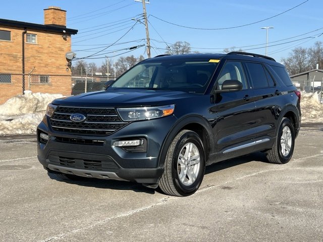 Certified 2023 Ford Explorer XLT w/ Equipment Group 202A image 6
