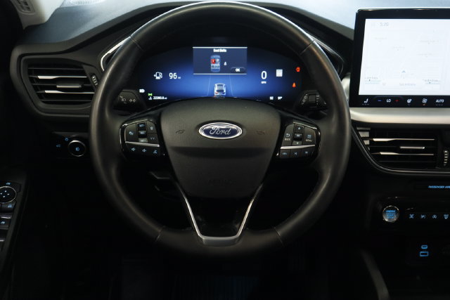 Certified 2023 Ford Escape Platinum AWD/4WD image 27