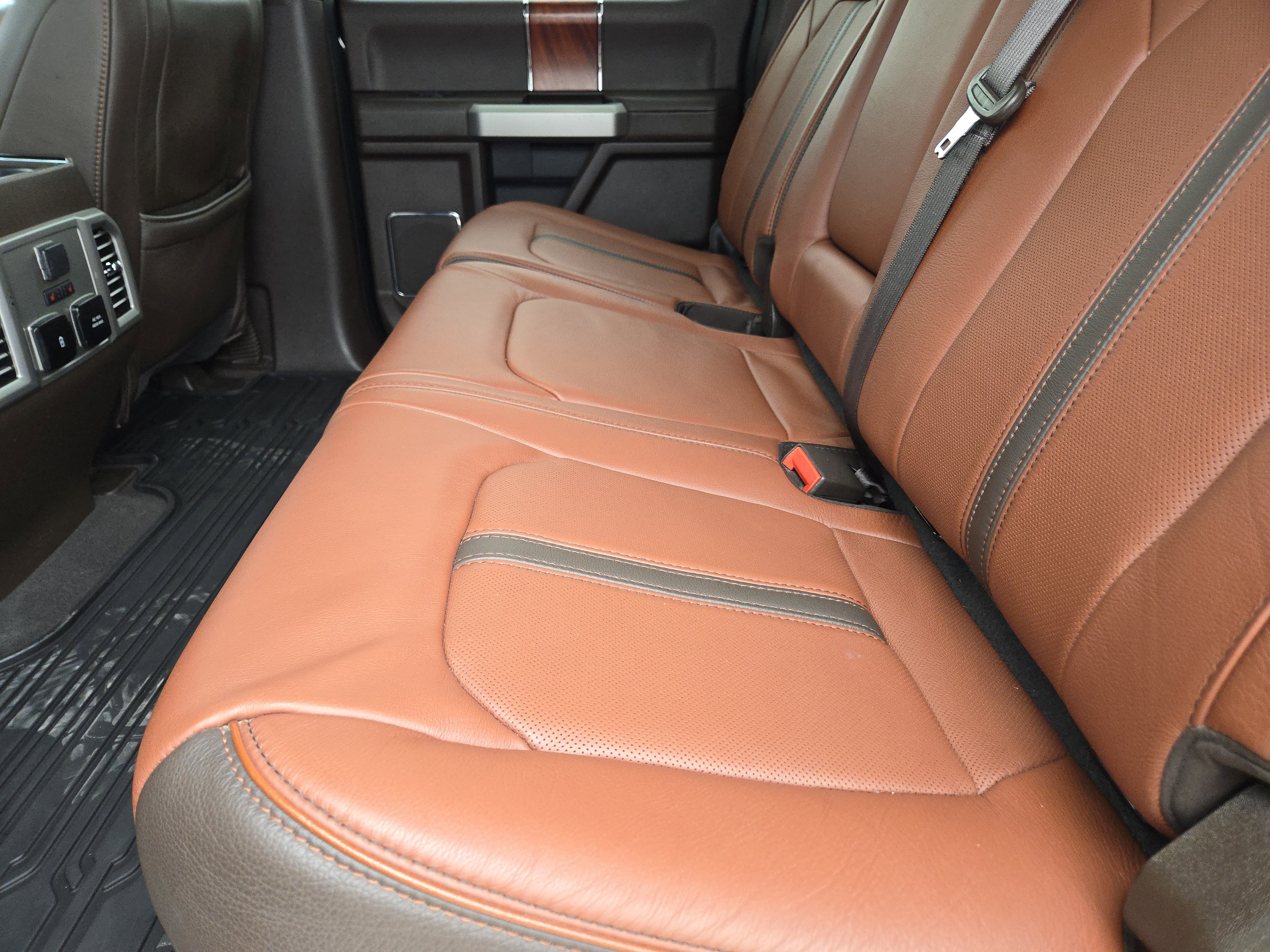 Certified 2020 Ford F250 King Ranch w/ King Ranch Ultimate Package AWD/4WD image 29