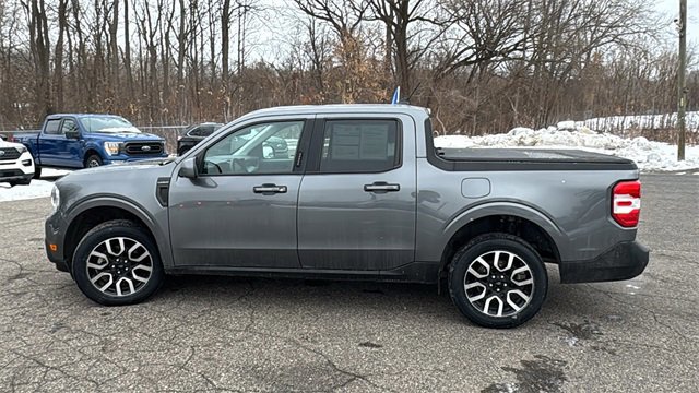 Certified 2022 Ford Maverick Lariat w/ Lariat Luxury Package image 2