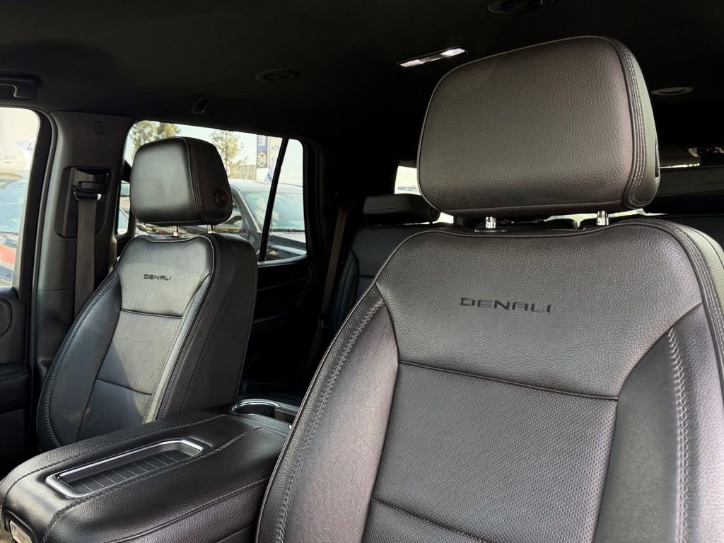 Used 2021 GMC Yukon Denali AWD/4WD image 17