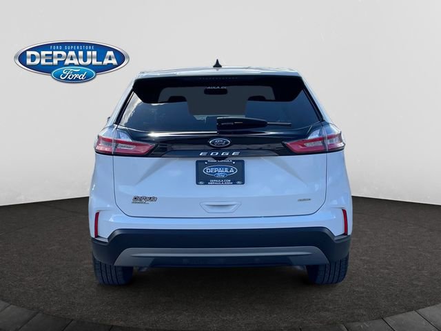 Certified 2022 Ford Edge SEL w/ Convenience Package AWD/4WD image 2