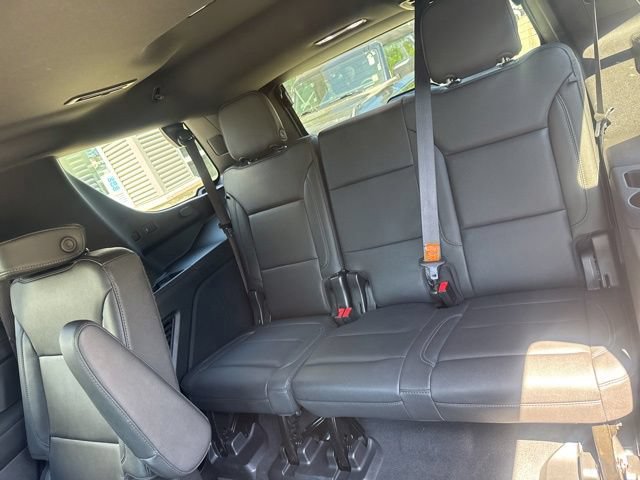 Used 2023 Chevrolet Tahoe LT w/ LT Signature Package AWD/4WD image 24