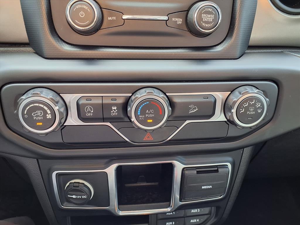 Used 2018 Jeep Wrangler Unlimited Sport image 20