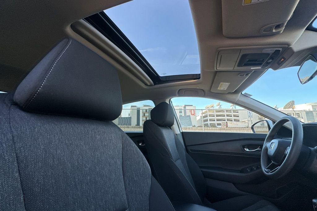 Used 2023 Honda Accord EX image 19