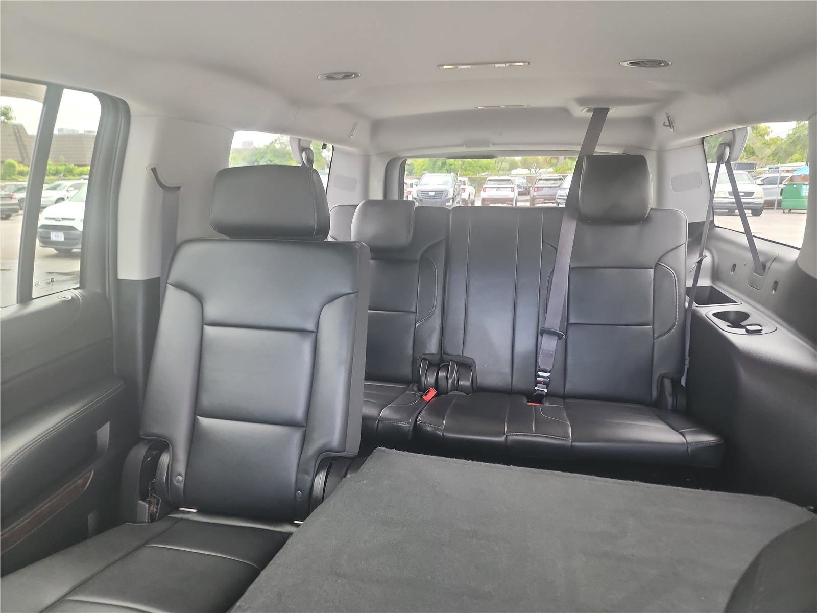 Used 2017 Chevrolet Suburban LS w/ All-Season Package RWD image 19