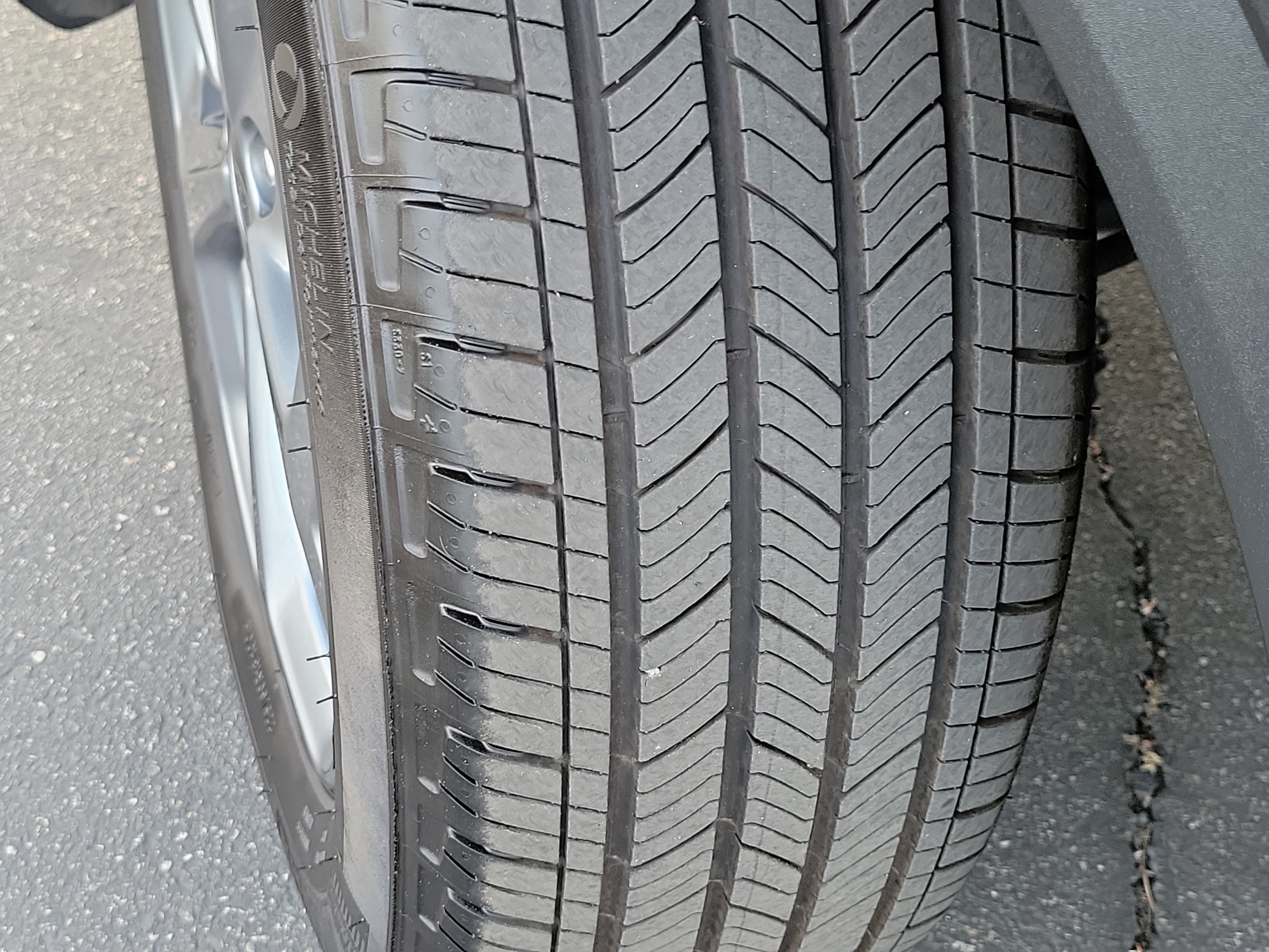 Certified 2025 Ford Escape ST-Line w/ Tech Pack #1 image 16