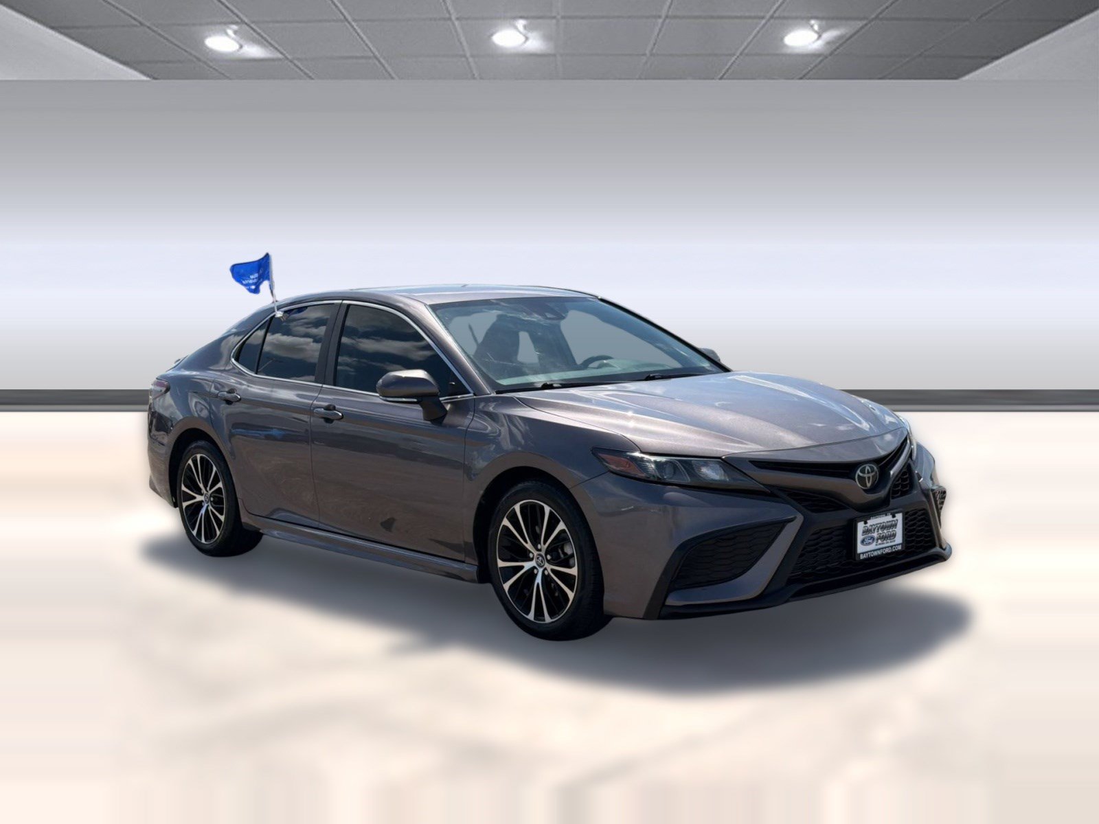 Used 2022 Toyota Camry SE FWD image 7