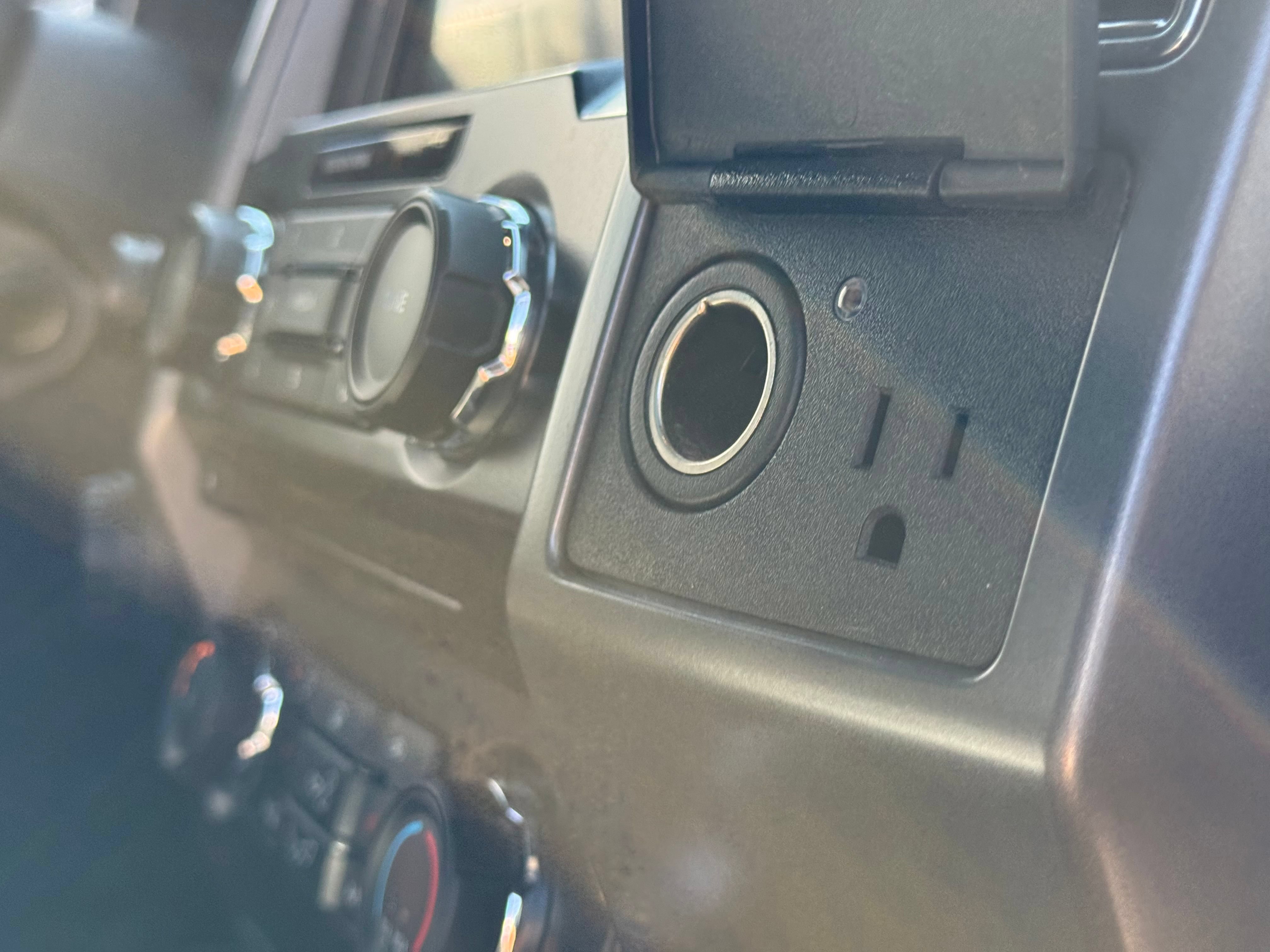 Certified 2018 Ford F150 XLT w/ Equipment Group 302A Luxury AWD/4WD image 36
