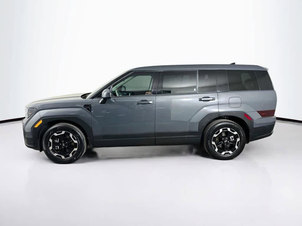 Used 2024 Hyundai Santa Fe SE FWD image 2