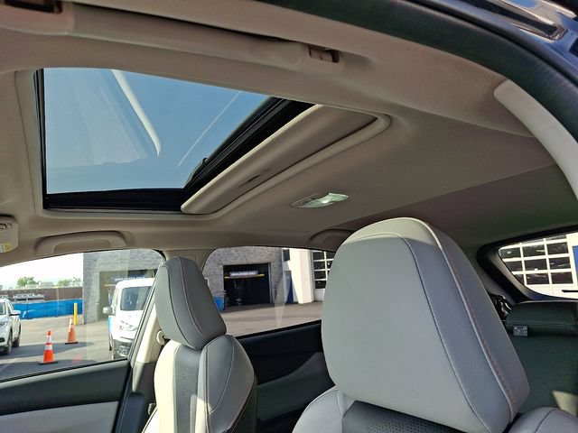 Used 2019 Subaru Crosstrek 2.0i Limited w/ Moonroof Package w/Navigation AWD/4WD image 14