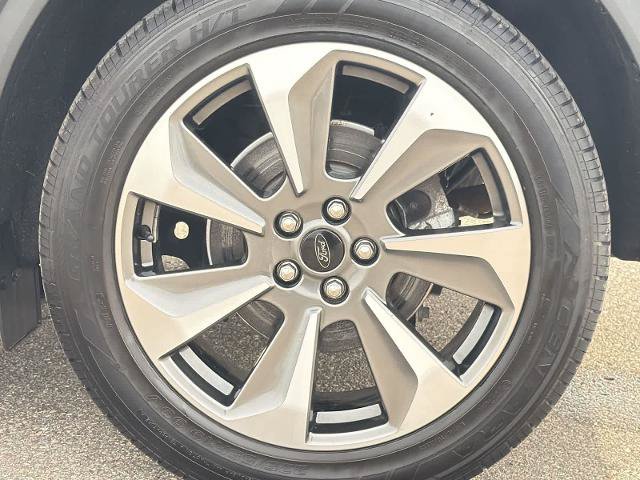 Certified 2024 Ford Escape Platinum AWD/4WD image 14