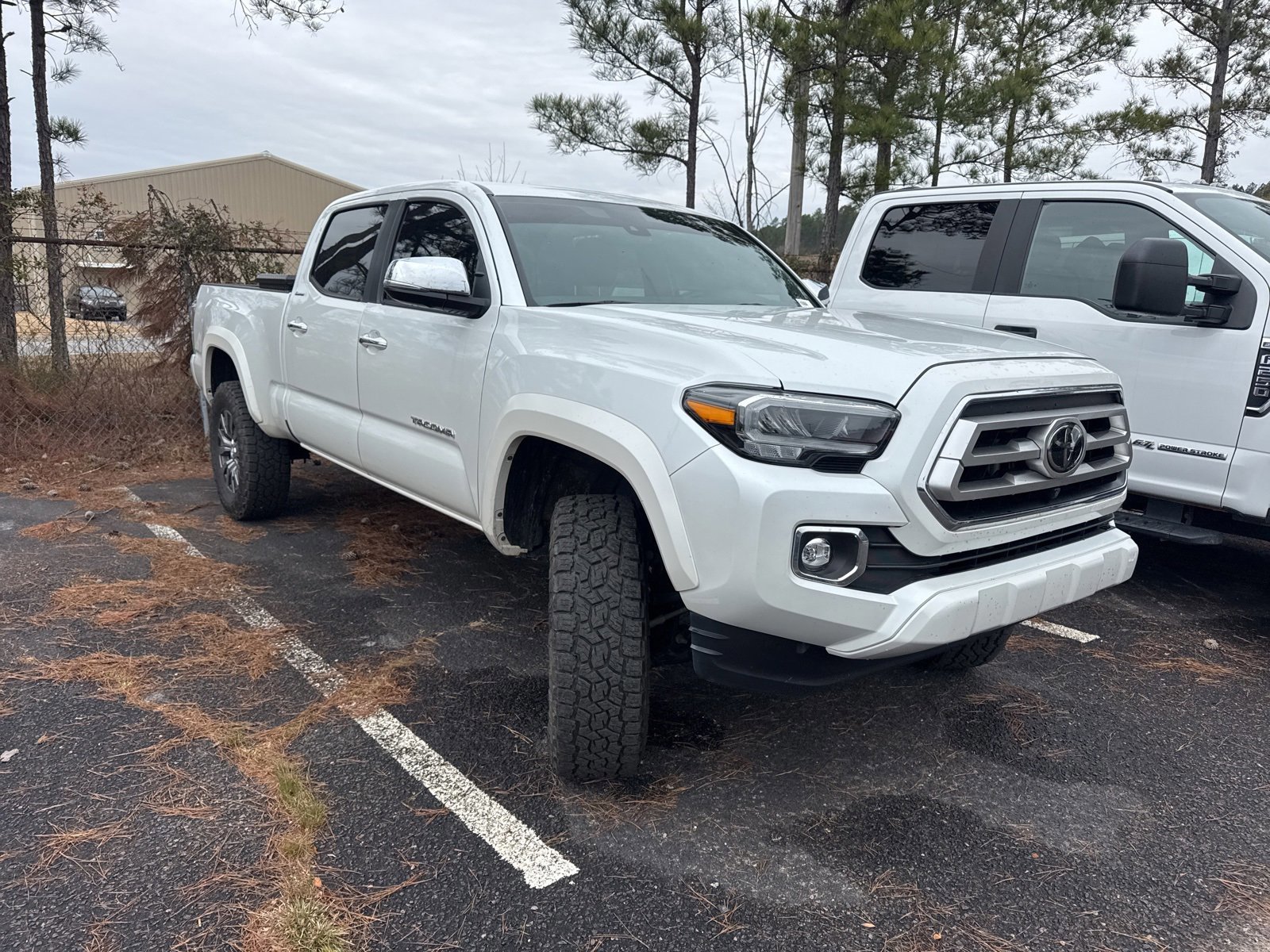 Used 2023 Toyota Tacoma Limited image 6