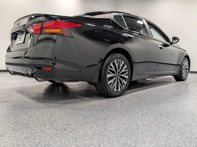 Used 2024 Nissan Altima 2.5 SV w/ SV Premium Package FWD image 10