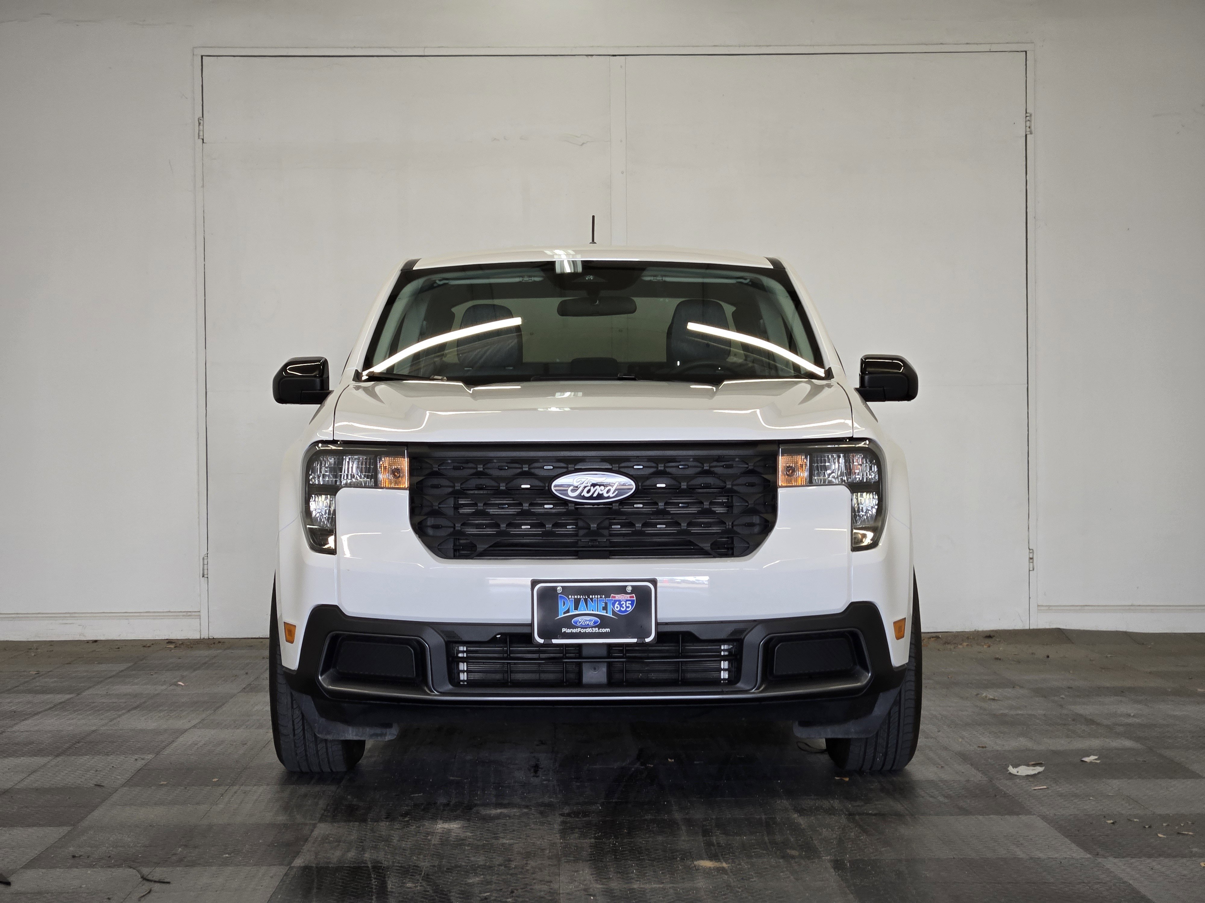 Certified 2025 Ford Maverick XLT w/ XLT Luxury Package FWD image 3
