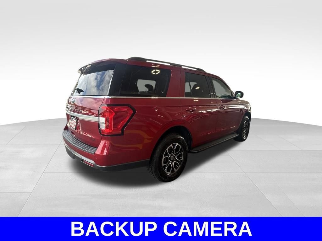 Certified 2022 Ford Expedition XLT image 3