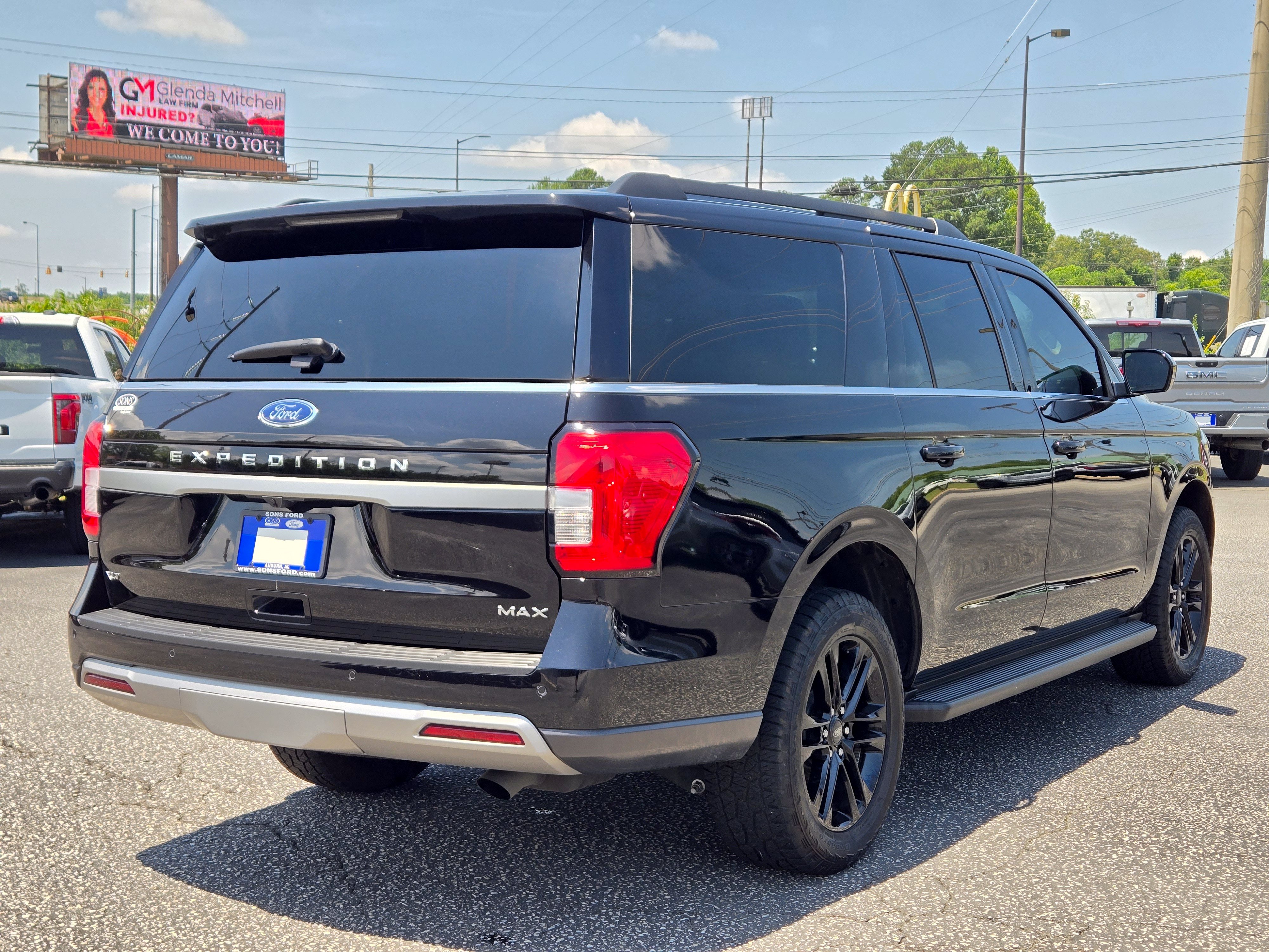 Certified 2024 Ford Expedition Max XLT RWD image 8