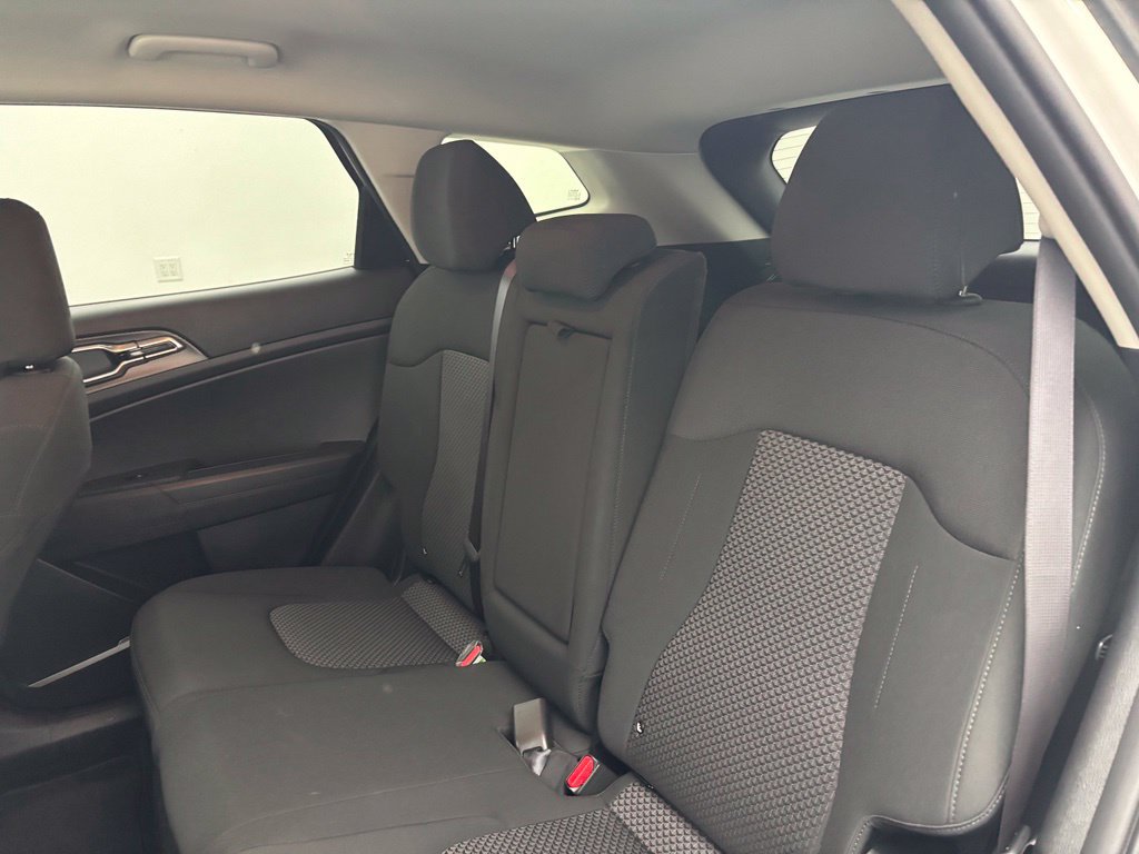 Used 2023 Kia Sportage LX AWD/4WD image 39