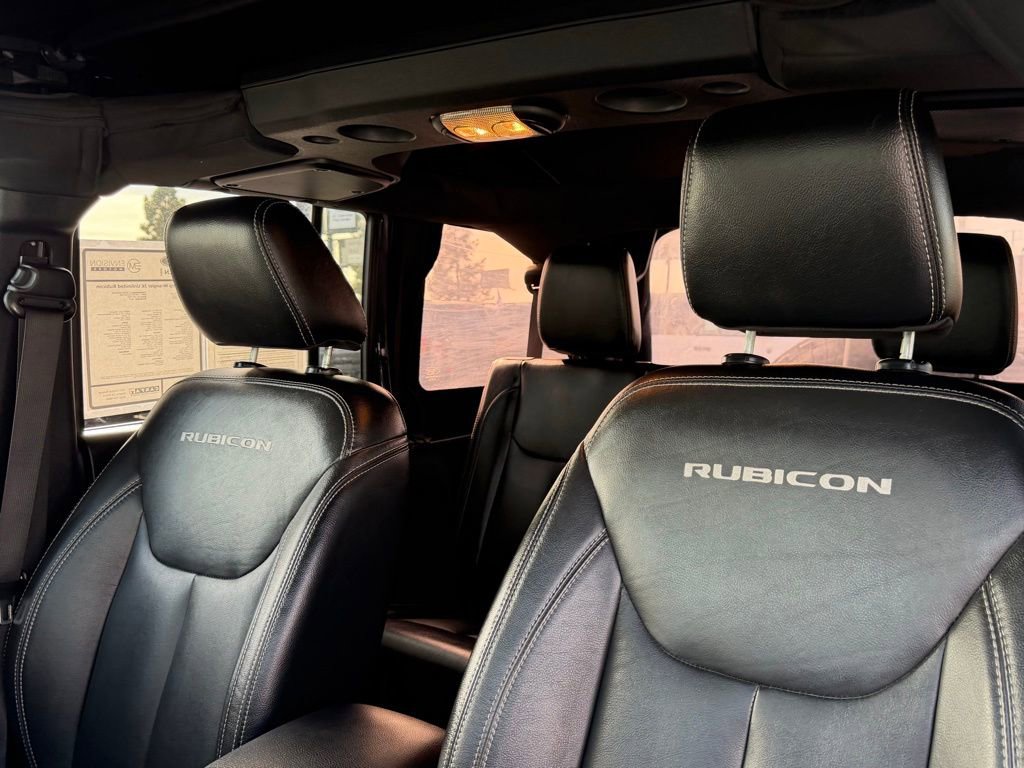 Used 2018 Jeep Wrangler Unlimited Rubicon w/ Connectivity Group image 18