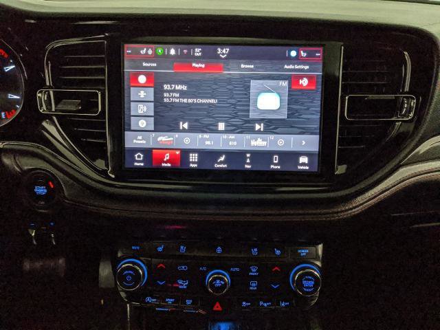 Used 2025 Dodge Durango GT AWD/4WD image 8