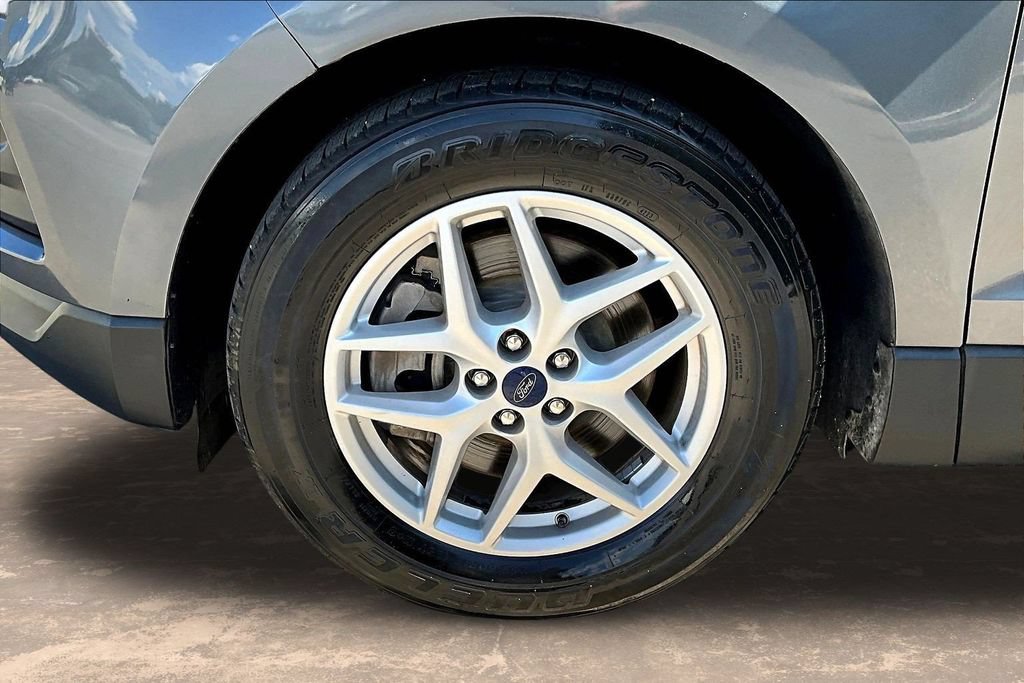 Certified 2021 Ford Edge SE FWD image 35